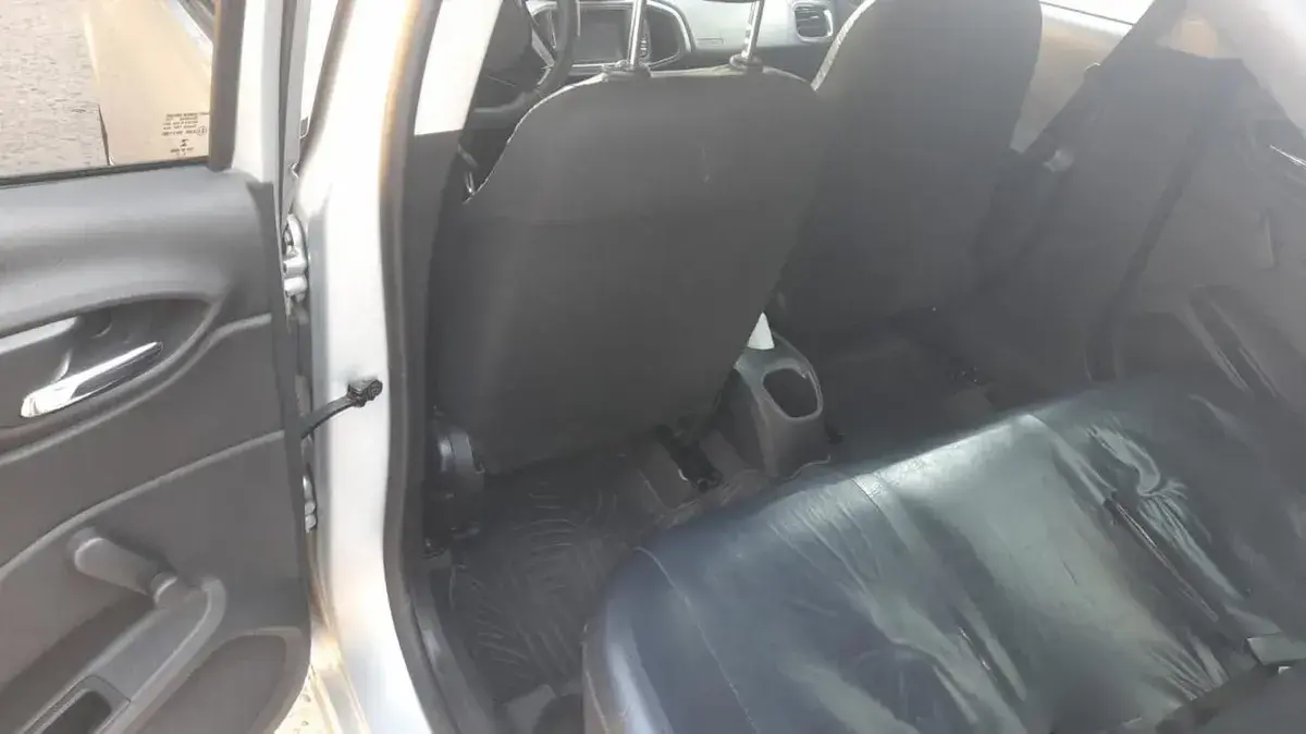 Chevrolet Onix 1.4 Activ 98Cv 2018 - foto 5