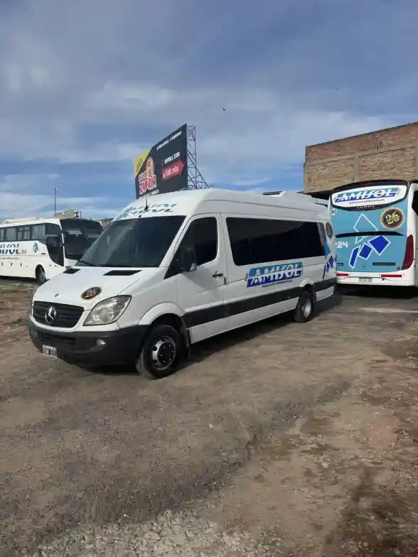 Mercedes-Benz Sprinter 2.1 515 Combi 4325 150Cv 19+1 2015 - foto 1