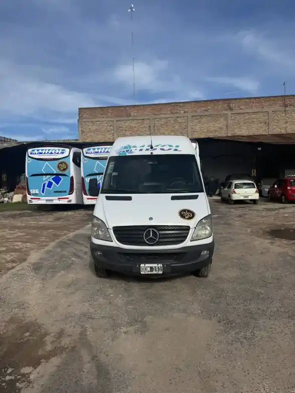 Mercedes-Benz Sprinter 2.1 515 Combi 4325 150Cv 19+1 2015 - foto 2