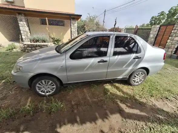 Fiat Siena 1.4 Fire Da 2011 - foto 3