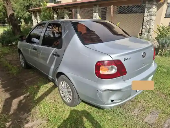 Fiat Siena 1.4 Fire Da 2011 - foto 4