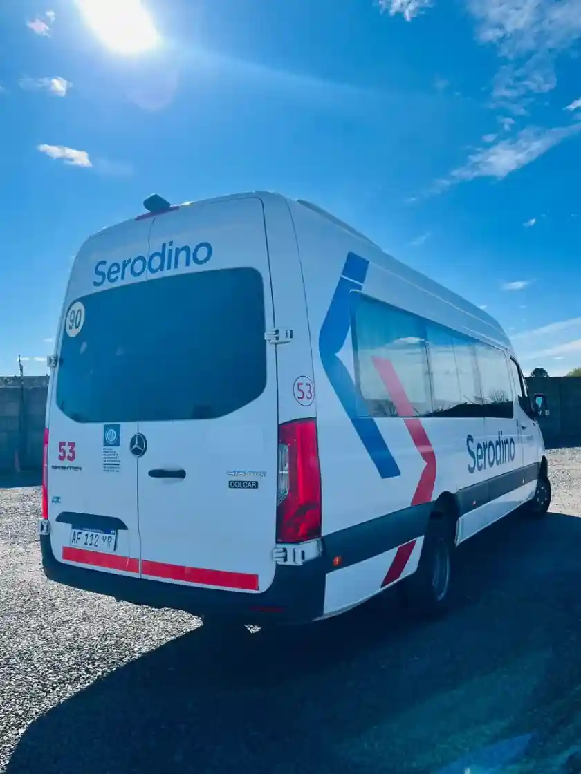 Mercedes-Benz Sprinter 516 Cdi Minibus 4325 19+1 Con Cámara 2022 - foto 3