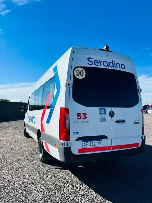 Mercedes-Benz Sprinter 516 Cdi Minibus 4325 19+1 Con Cámara 2022 - foto 5