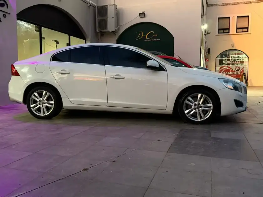 Volvo S60 3.0 T6 Awd Premium 304Cv 2012 - foto 5