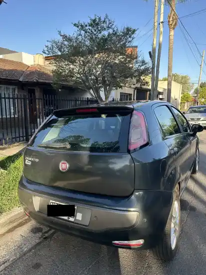 Fiat Punto 1.6 Essence Dualogic Plus 2014 - foto 2
