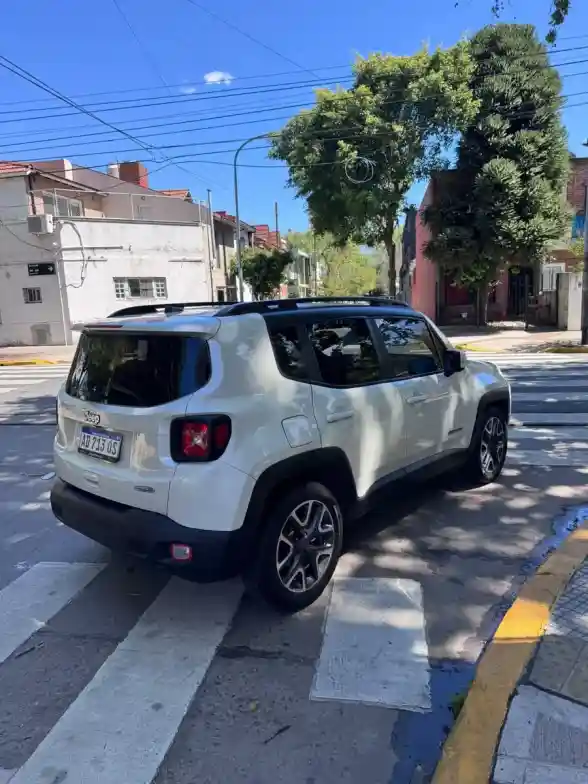 Jeep Renegade 1.8 Longitude At6 2019 - foto 3