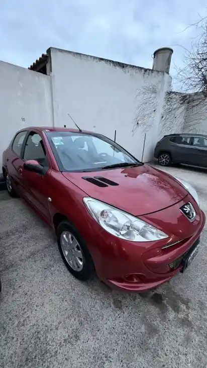 Peugeot 207 Compact 1.4 Xr 2011 - foto 1