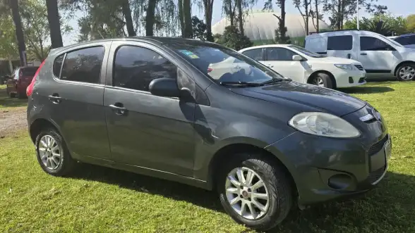Fiat Palio 1.4 Attractive 85Cv 2015 - foto 4