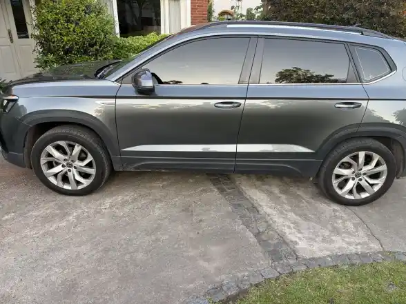 Volkswagen Taos 1.4 250 Tsi Comfortline Tiptronic 2025 - foto 4
