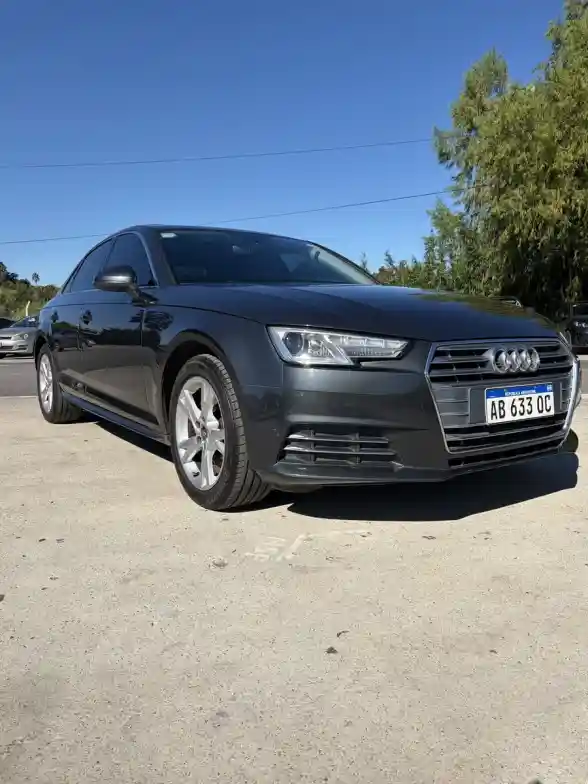 Audi A4 2.0 Tfsi Stronic 190Cv 2017 - foto 2
