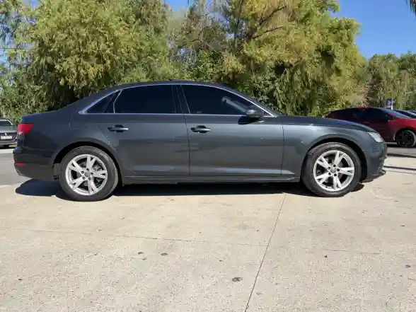 Audi A4 2.0 Tfsi Stronic 190Cv 2017 - foto 3