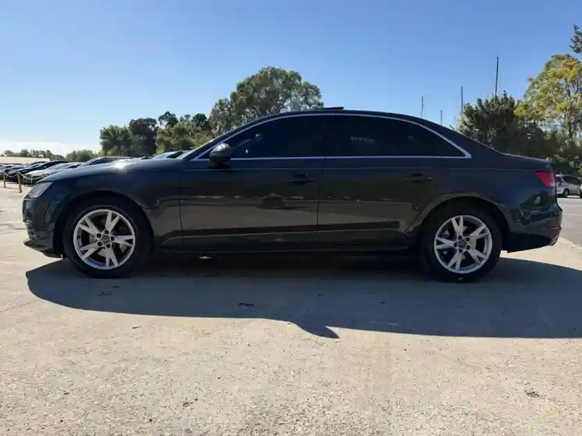 Audi A4 2.0 Tfsi Stronic 190Cv 2017 - foto 4