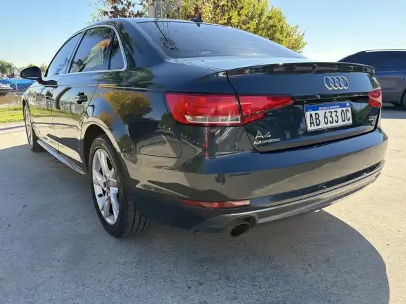 Audi A4 2.0 Tfsi Stronic 190Cv 2017 - foto 5