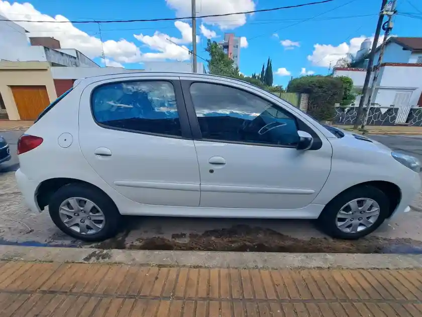 Peugeot 207 1.4 Allure 75Cv 2016 - foto 4
