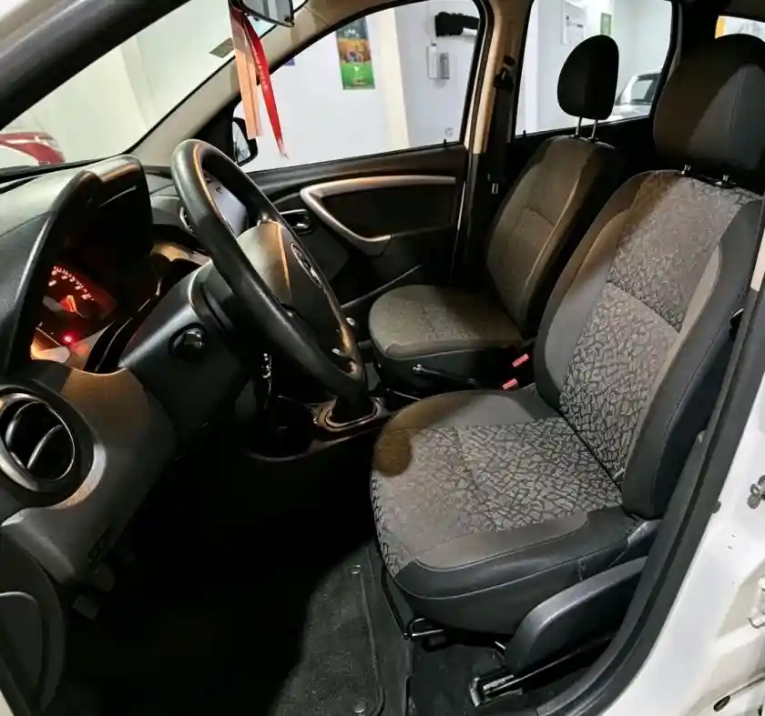Renault Duster 1.6 4X2 Confort Plus 110Cv 2012 - foto 5