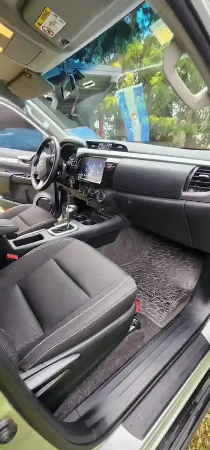 Toyota Hilux Pick-Up 2.8 Cd Sr 204Cv 4X4 At 2023 - foto 2
