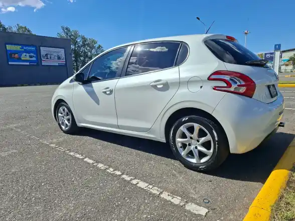 Peugeot 208 1.5 Allure Touchscreen 2016 - foto 5