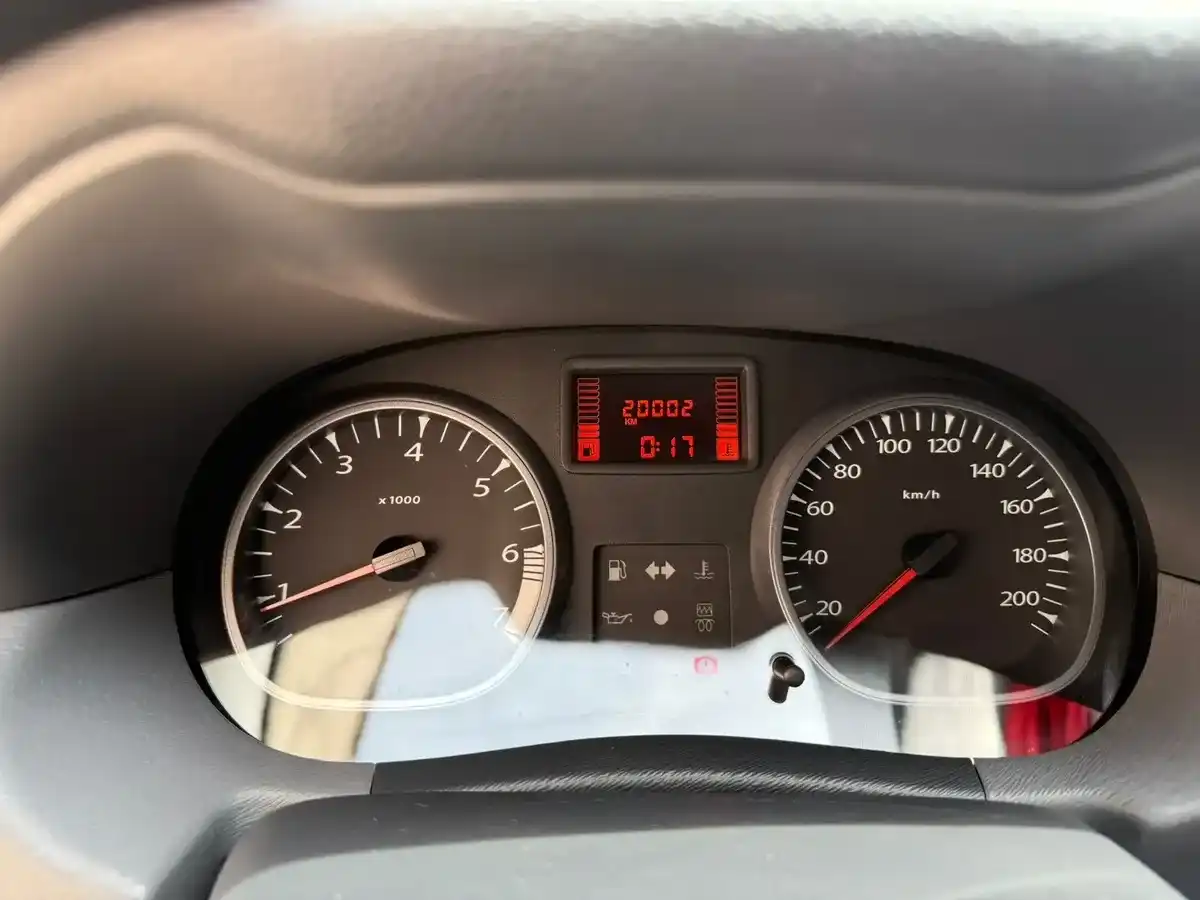 Renault Duster 1.6 4X2 Confort 110Cv 2013 - foto 5