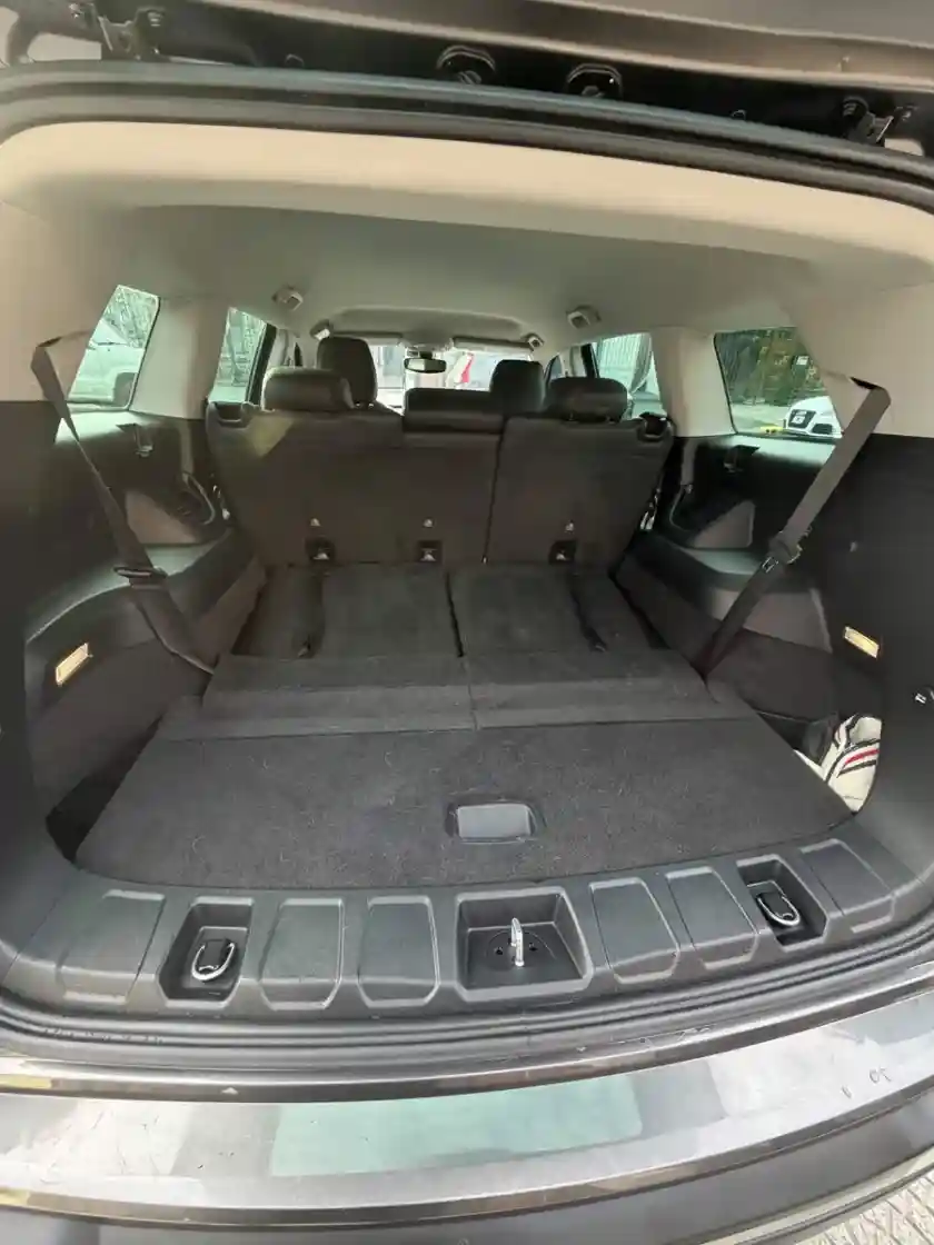 Jeep Commander 2.0 Td380 At9 4X4 7Pas Limited 2022 - foto 5