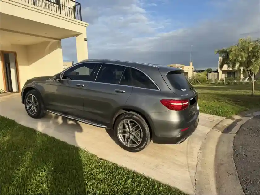 Mercedes-Benz Clase Glc 2.0 Glc250 300 4Matic Atomático 2019 - foto 4