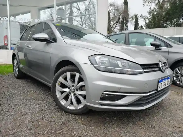 Volkswagen Golf 1.4 Comfortline Tsi Dsg 2019 - foto 3