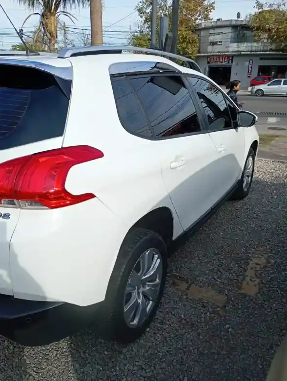 Peugeot 2008 1.6 Allure 2017 - foto 4