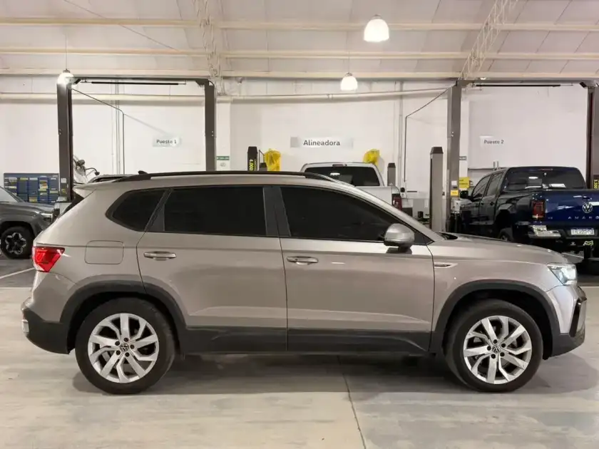 Volkswagen Taos 1.4 250 Tsi Comfortline 2023 - foto 4