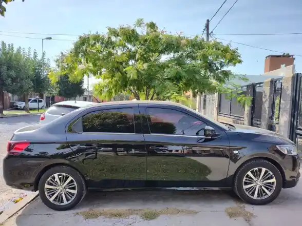 Peugeot 301 1.6 Hdi Allure 2018 - foto 3