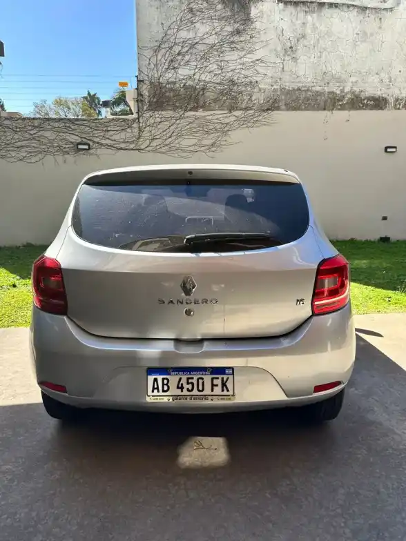 Renault Sandero 1.6 Authentique 90Cv Nac 2017 - foto 2