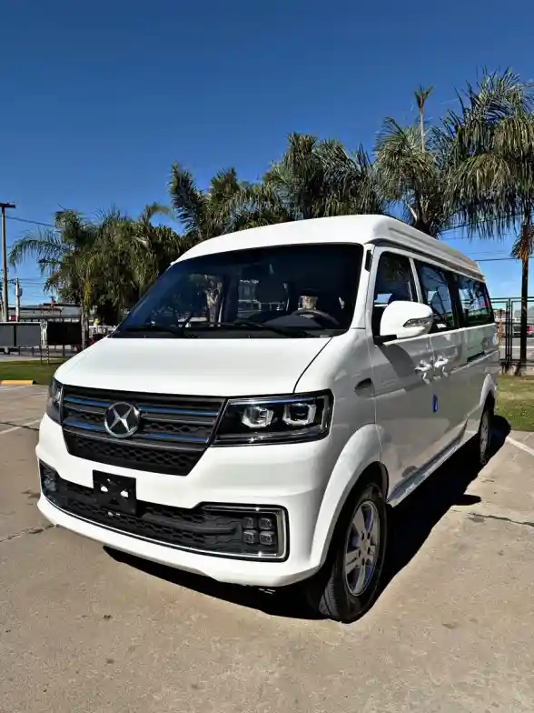Shineray X30 L Ev 0.0 Van 7 Pasajeros (41,86Kwh) 300Km 2026 - foto 3