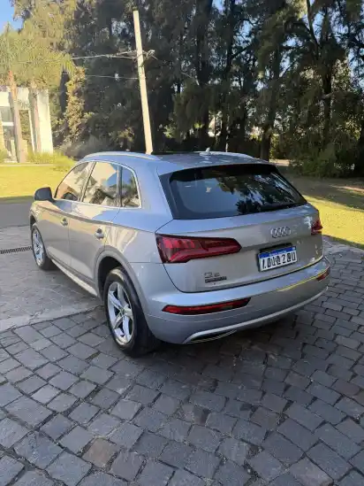 Audi Q5 2.0 Tfsi Stronic Quattro Security 252Cv 2019 - foto 2