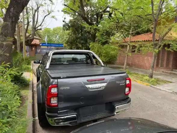 Toyota Hilux 2,8 4X4 Dc Srx Tdi 6 At 2025 - foto 3