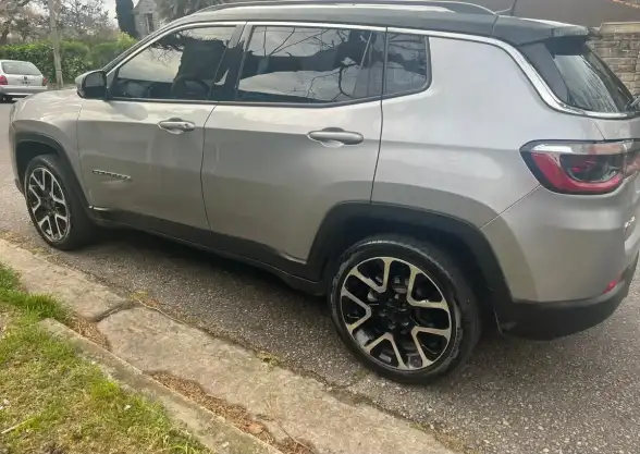 Jeep Compass 2.4 Limited Plus 4X4 2020 - foto 2
