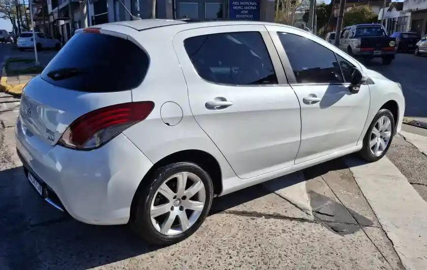 Peugeot 308 1.6 Allure Pack 2018 - foto 3