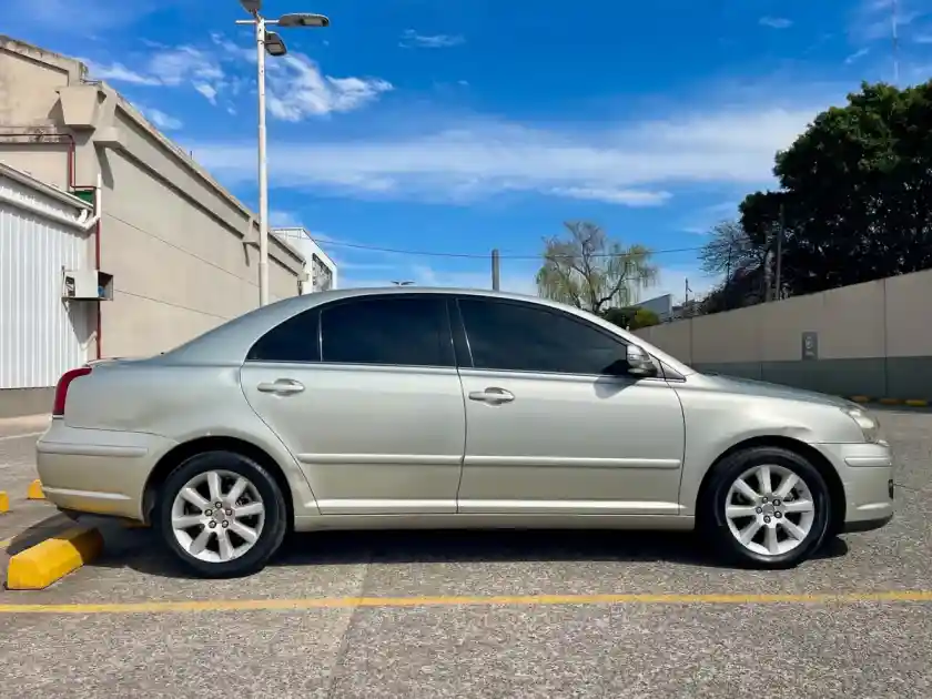 Toyota Avensis 2.0 Mt 2008 - foto 3