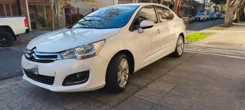 Citroën C4 Lounge 2.0 Tendance Pack 2015 - foto 1