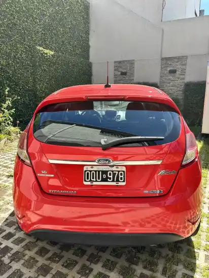 Ford Fiesta Kinetic 1.6 Titanium Powershift 120Cv 2015 - foto 2