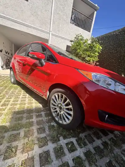 Ford Fiesta Kinetic 1.6 Titanium Powershift 120Cv 2015 - foto 5
