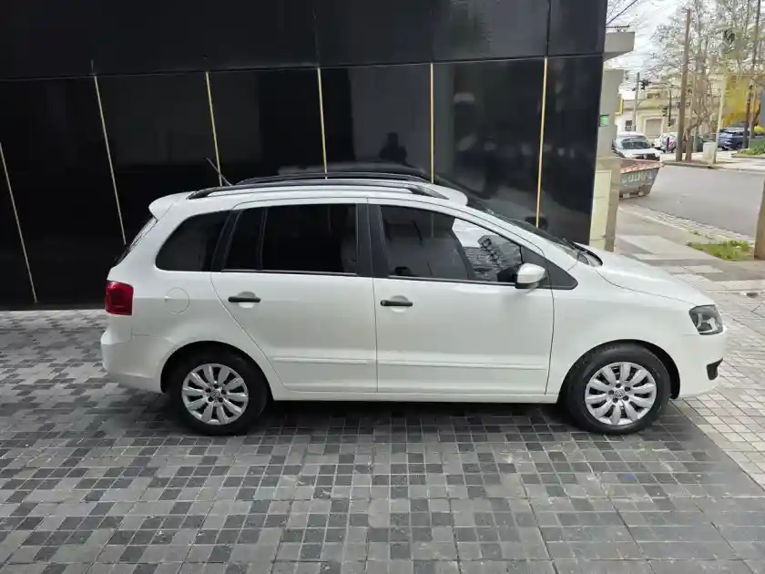 Volkswagen Suran 1.6 Comfortline 101Cv 2014 - foto 4
