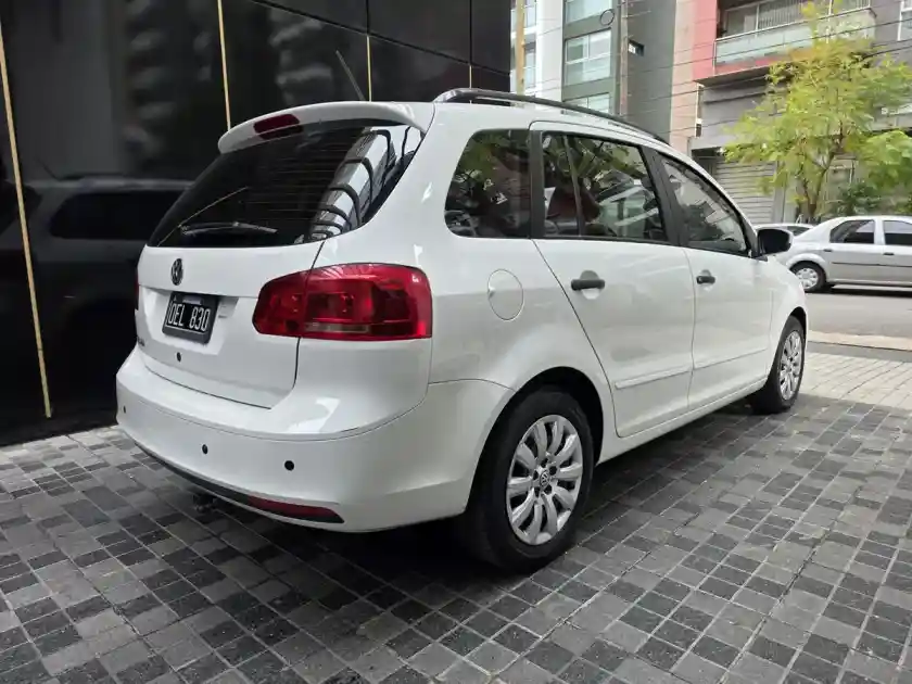 Volkswagen Suran 1.6 Comfortline 101Cv 2014 - foto 5