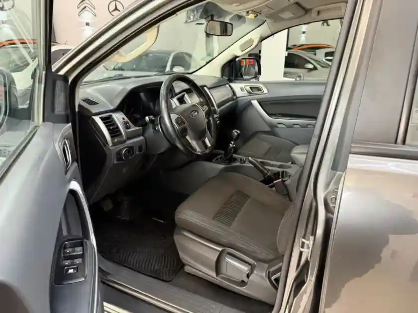 Ford Ranger Nueva Ranger Dc 4X4 Xlt Mt 3.2 D 2016 - foto 4