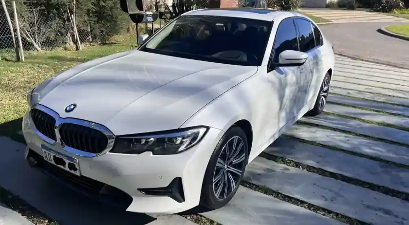 Bmw Serie 3 3.0 330I Sedan Sport Line 252Cv 2019 - foto 1