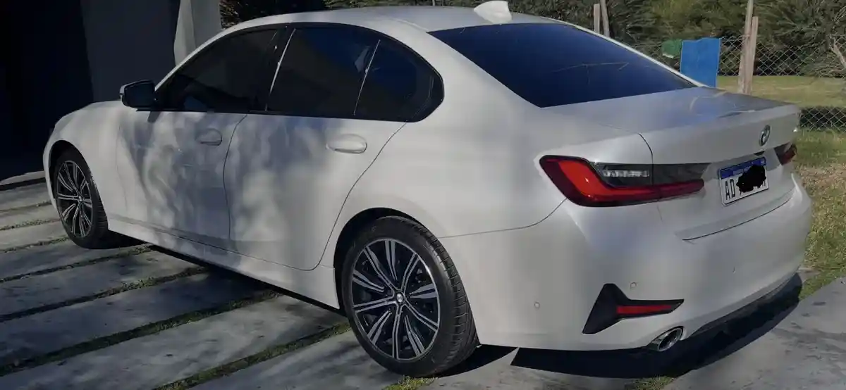 Bmw Serie 3 3.0 330I Sedan Sport Line 252Cv 2019 - foto 3