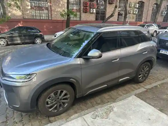 Byd Atto2 Dm-I 1.5 Phev 2026 - foto 1