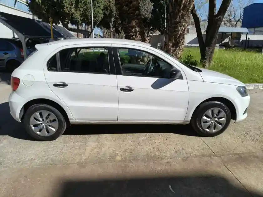 Volkswagen Gol Trend 1.6 Trendline 101Cv 2014 - foto 4