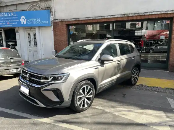 Volkswagen Taos 1.4 250 Tsi Highline 2023 - foto 1