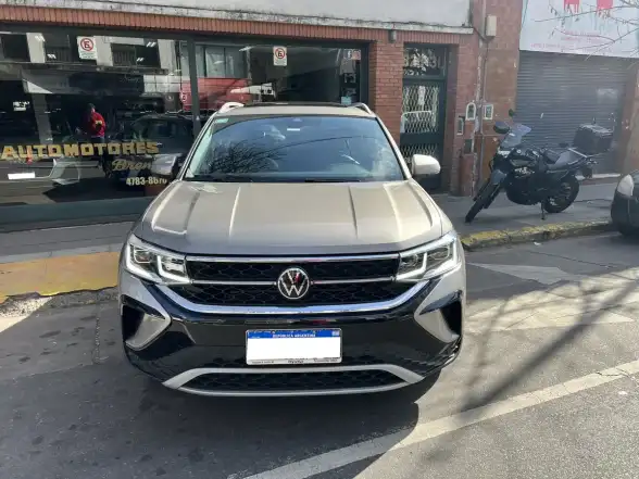 Volkswagen Taos 1.4 250 Tsi Highline 2023 - foto 5