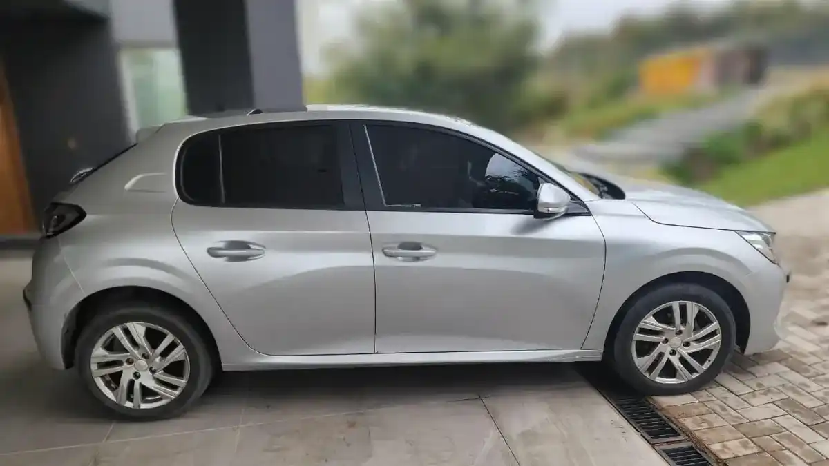 Peugeot 208 1.6L Active Tiptronic 2021 - foto 3