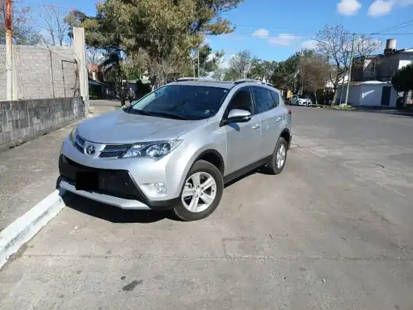 Toyota Rav4 2.5 4X4 6At 2014 - foto 1