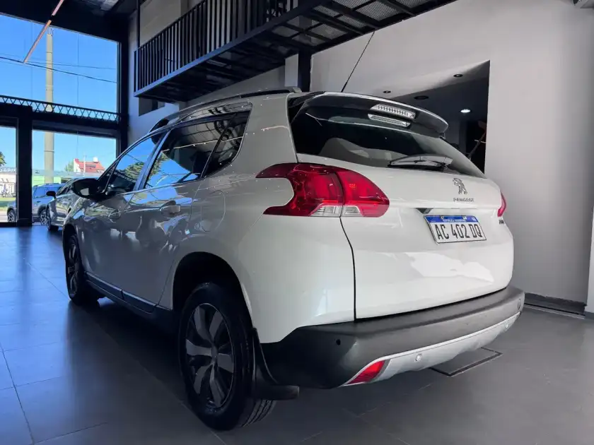 Peugeot 2008 1.6 Feline 2017 - foto 3